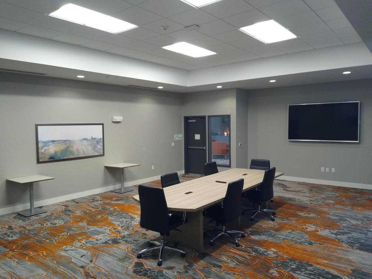 Holiday Inn - Kansas City - Northeast By Ihg Екстер'єр фото